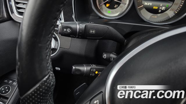 Mercedes-Benz E-Class E220 CDI Avantgarde