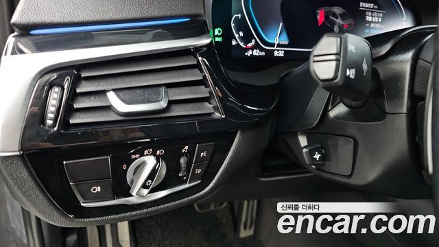 BMW 5-Series 530e M Sport