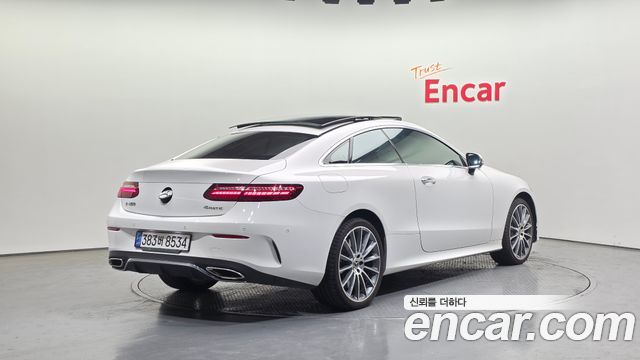 Mercedes-Benz E-Class E450 4MATIC Coupe