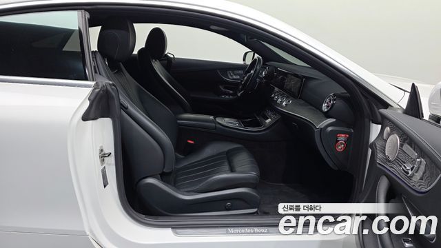 Mercedes-Benz E-Class E450 4MATIC Coupe