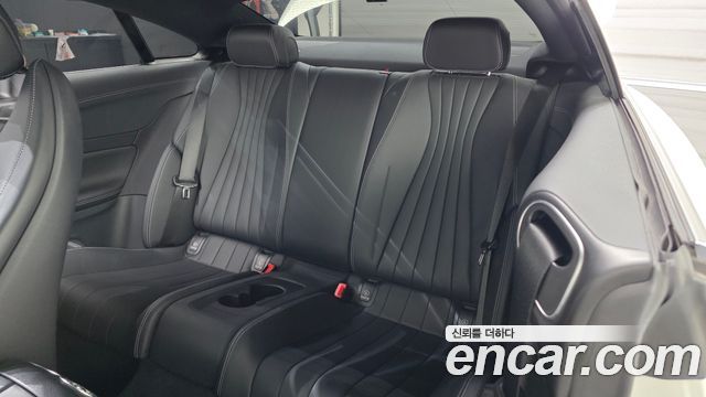 Mercedes-Benz E-Class E450 4MATIC Coupe