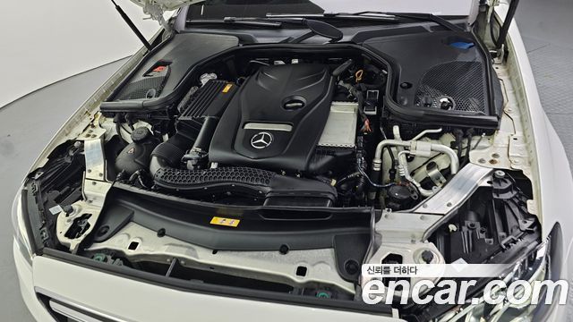 Mercedes-Benz E-Class E250 Avantgarde
