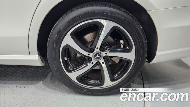 Mercedes-Benz E-Class E250 Avantgarde