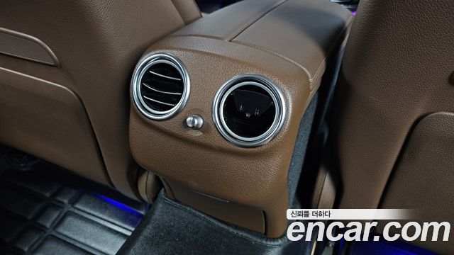 Mercedes-Benz E-Class E300 4MATIC Avnatgarde