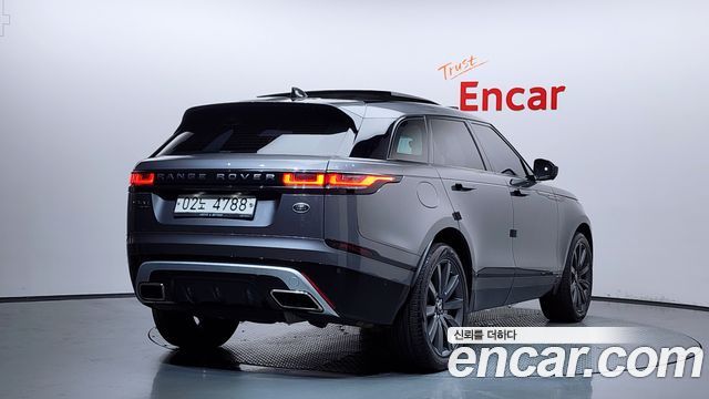 Land Rover Range Rover Velar 3.0 D300 R-Dynamic HSE