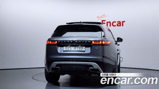Land Rover Range Rover Velar 3.0 D300 R-Dynamic HSE
