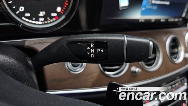 Mercedes-Benz E-Class E220d 4MATIC Exclusive