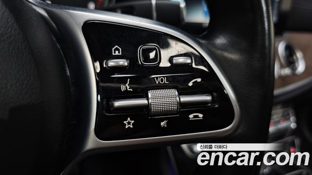 Mercedes-Benz E-Class E220d 4MATIC Exclusive
