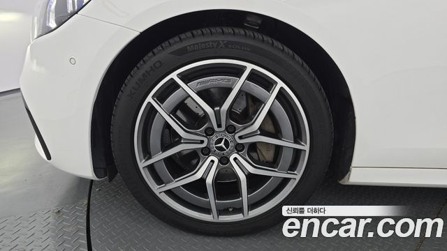 Mercedes-Benz E-Class E220d 4MATIC AMG Line