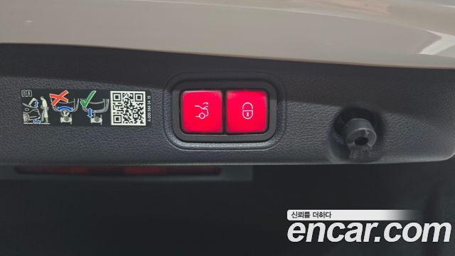 Mercedes-Benz E-Class E220d 4MATIC AMG Line
