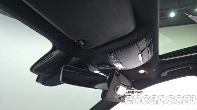 Mercedes-Benz E-Class E220d 4MATIC AMG Line