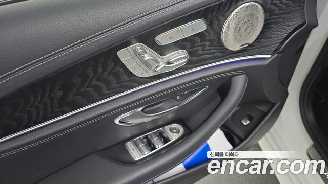 Mercedes-Benz E-Class E220d 4MATIC AMG Line