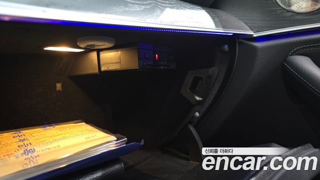 Mercedes-Benz E-Class E220d 4MATIC AMG Line
