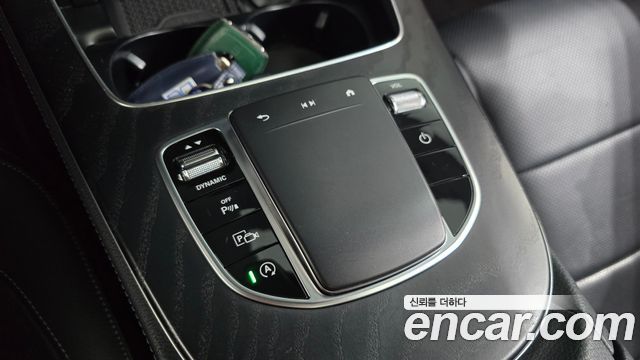 Mercedes-Benz E-Class E220d 4MATIC AMG Line