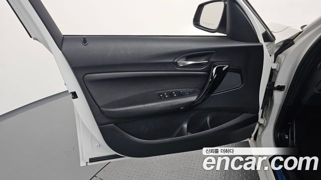 BMW 1-Series 118d Sport 5Door
