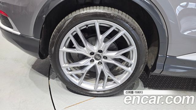 Audi Q4 e-tron 45 Premium