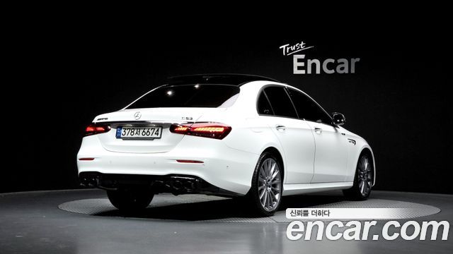 Mercedes-Benz E-Class E350 4MATIC AMG Line