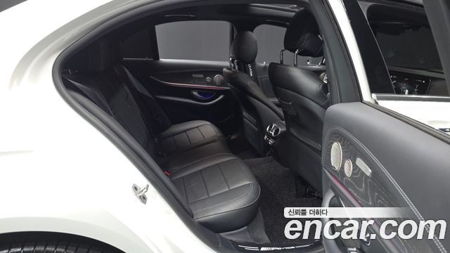 Mercedes-Benz E-Class E350 4MATIC AMG Line
