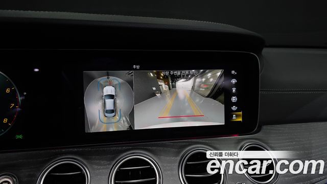 Mercedes-Benz E-Class E350 4MATIC AMG Line