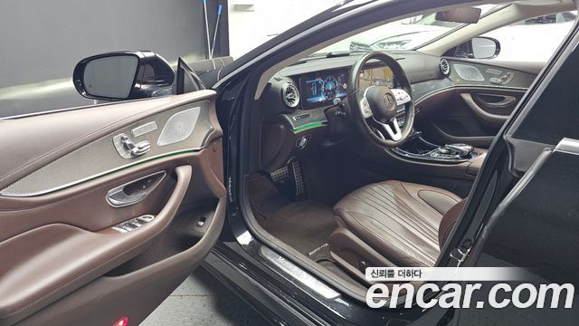 Mercedes-Benz CLS-Class CLS300d AMG Line