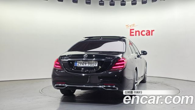 Mercedes-Benz S-Class S350 d 4MATIC AMG Line