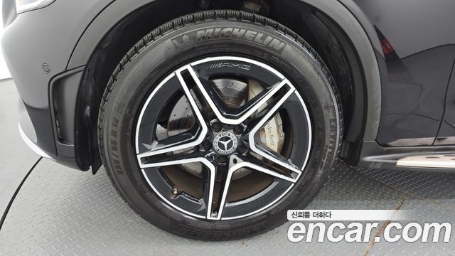 Mercedes-Benz GLC-Class GLC300 4MATIC Premium