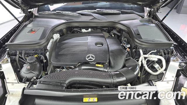 Mercedes-Benz GLC-Class GLC300 4MATIC Premium