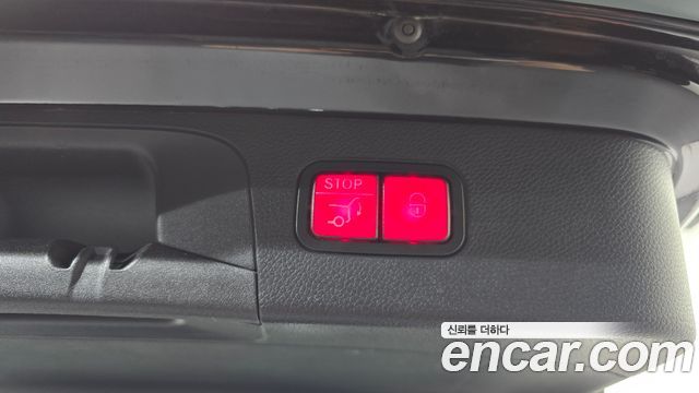 Mercedes-Benz GLC-Class GLC300 4MATIC Premium
