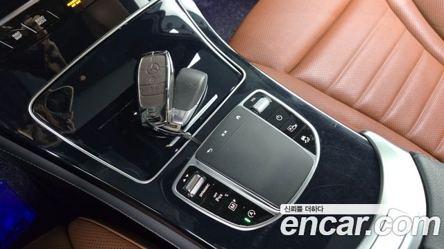 Mercedes-Benz GLC-Class GLC300 4MATIC Premium