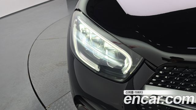 Mercedes-Benz GLC-Class GLC300 4MATIC Premium