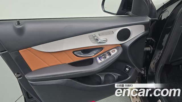 Mercedes-Benz GLC-Class GLC300 4MATIC Premium