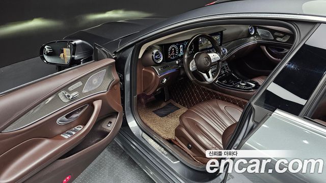 Mercedes-Benz CLS-Class CLS300d AMG Line