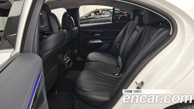 Mercedes-Benz E-Class E200 Avantgarde