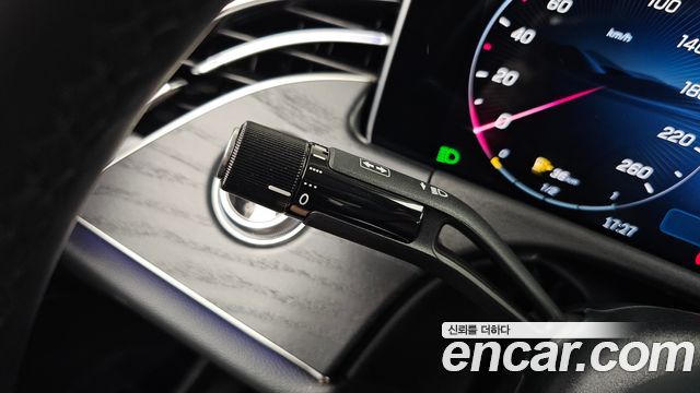 Mercedes-Benz E-Class E200 Avantgarde