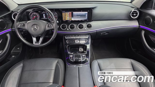 Mercedes-Benz E-Class E220d Avantgarde