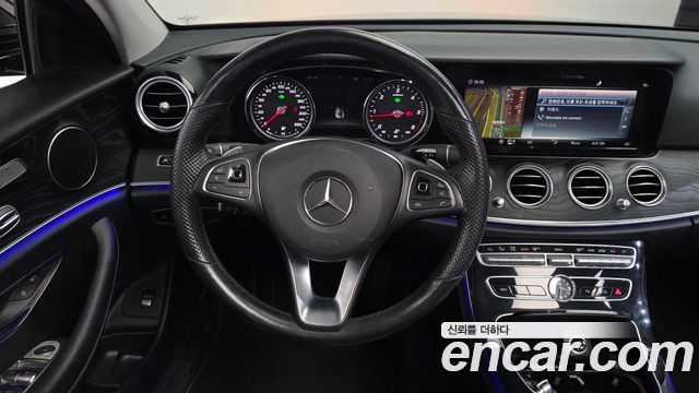 Mercedes-Benz E-Class E220d Avantgarde