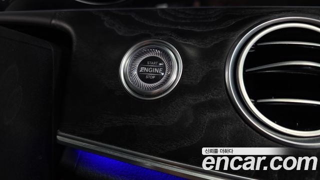 Mercedes-Benz E-Class E220d Avantgarde