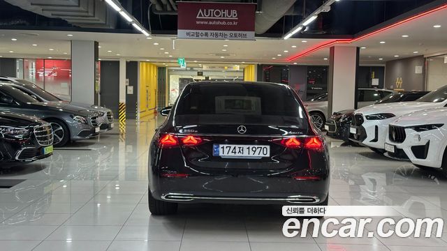 Mercedes-Benz E-Class E350e 4MATIC