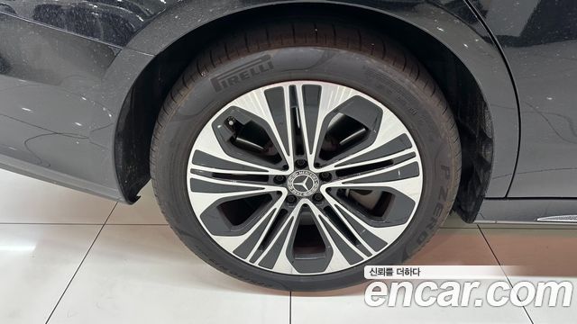 Mercedes-Benz E-Class E350e 4MATIC