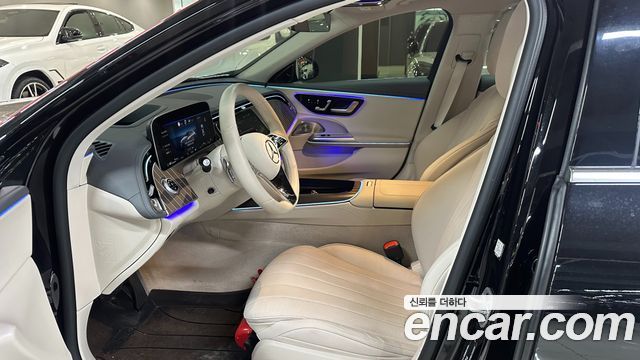 Mercedes-Benz E-Class E350e 4MATIC