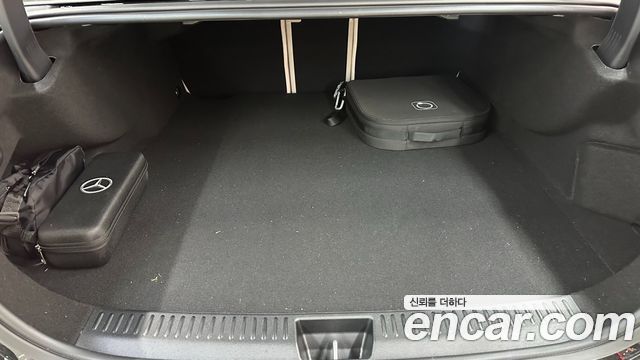 Mercedes-Benz E-Class E350e 4MATIC