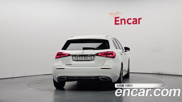 Mercedes-Benz A-Class A220 Hatchback