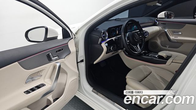 Mercedes-Benz A-Class A220 Hatchback