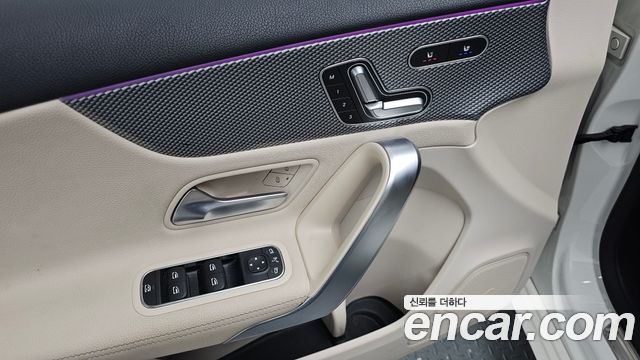 Mercedes-Benz A-Class A220 Hatchback