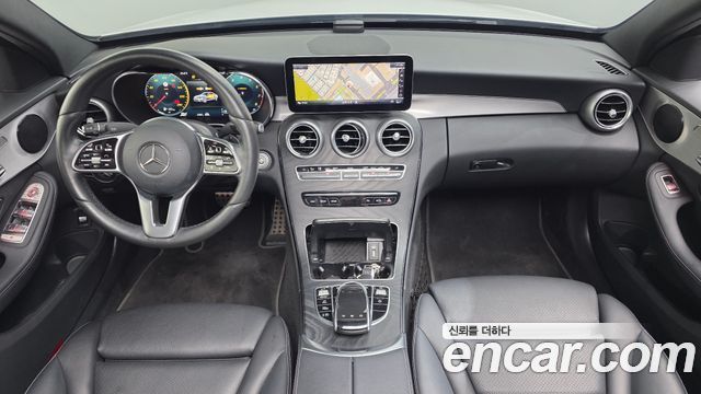 Mercedes-Benz C-Class C200 AMG Line