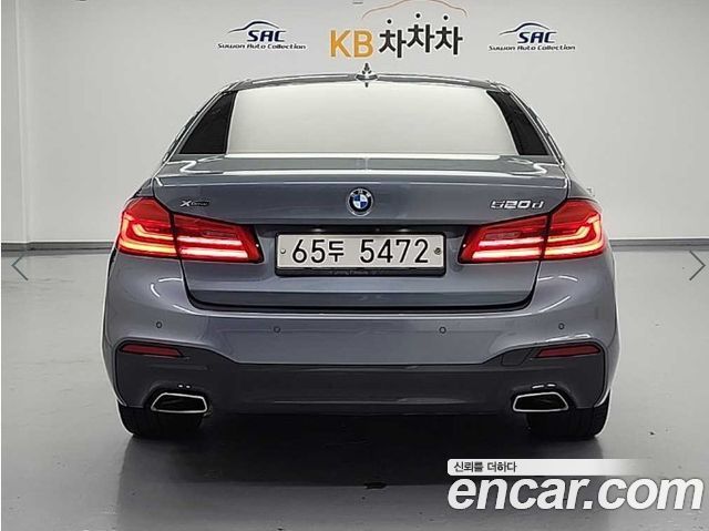 BMW 5-Series 520d M Sport package