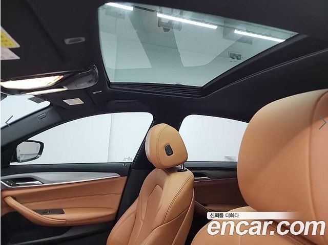 BMW 5-Series 520d M Sport package