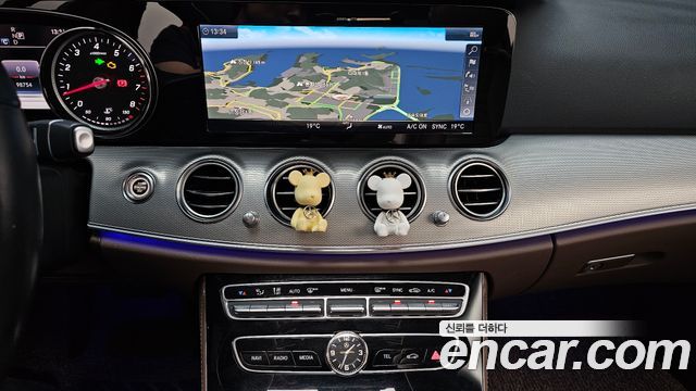 Mercedes-Benz E-Class E300 Avantgarde