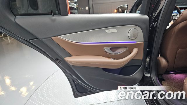 Mercedes-Benz E-Class E300 Avantgarde