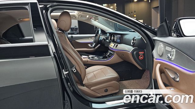 Mercedes-Benz E-Class E300 Avantgarde